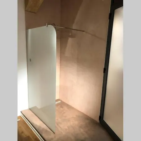 3 Cities Newly Refurbished 400 Year Old Maisonette Cospicua